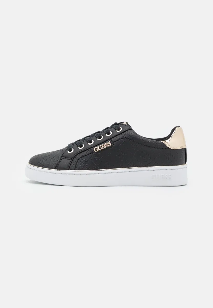 GUESS Sneaker beckie 4g-logo in reliëf black