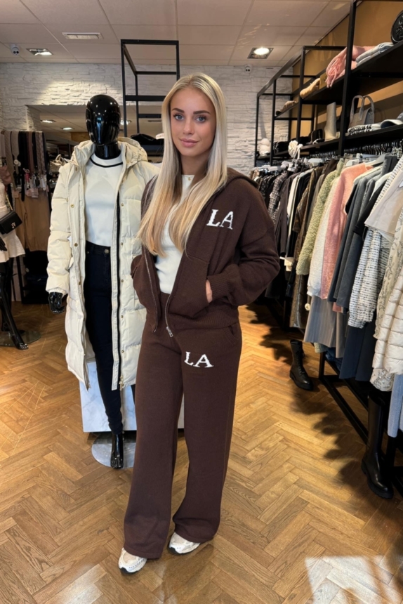 LA SISTERS KNITTED TRACKSUIT BROWN