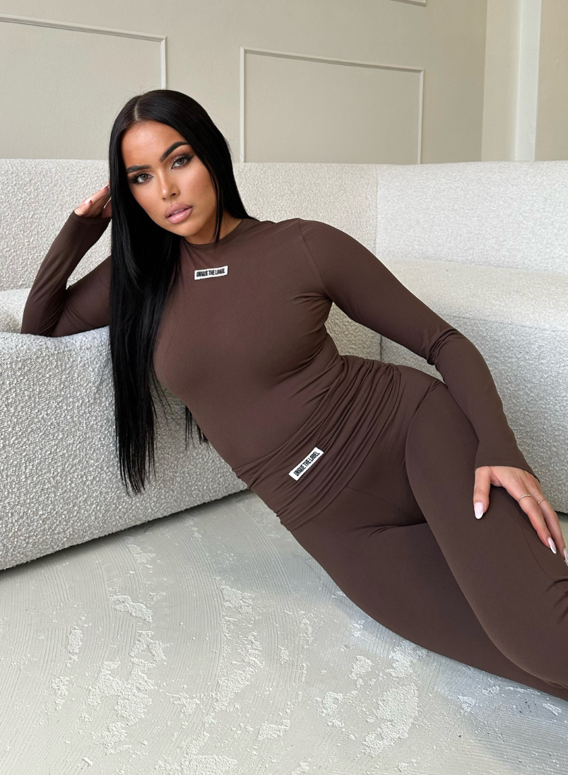 UNIQUE THE LABEL NENA LONG SLEEVE CHOCOLATE TOP